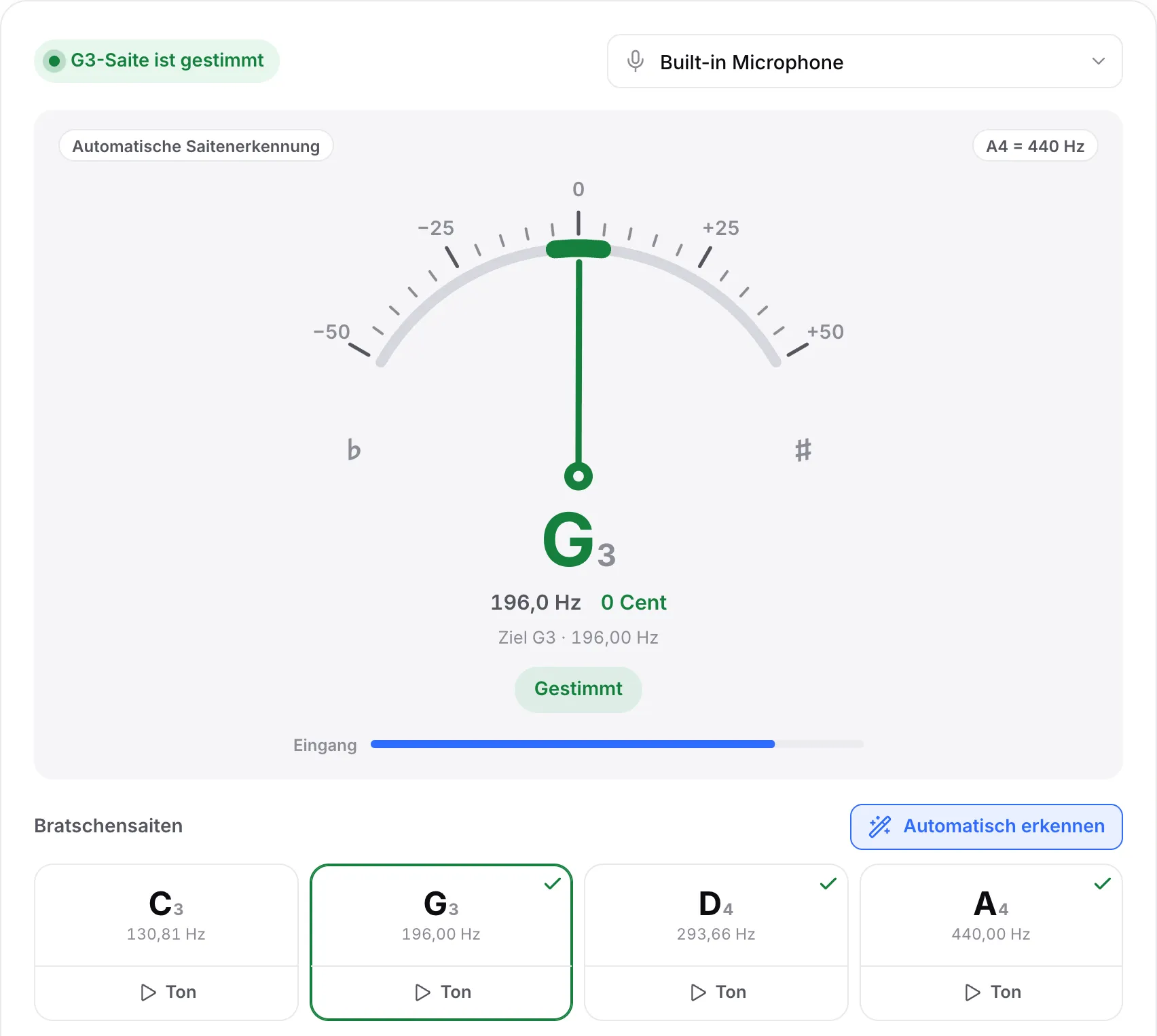Die G-Saite gestimmt: eine grüne Nadel bei 0 Cent, der Status „G3-Saite ist gestimmt“ und Häkchen bei der G-, D- und A-Saite