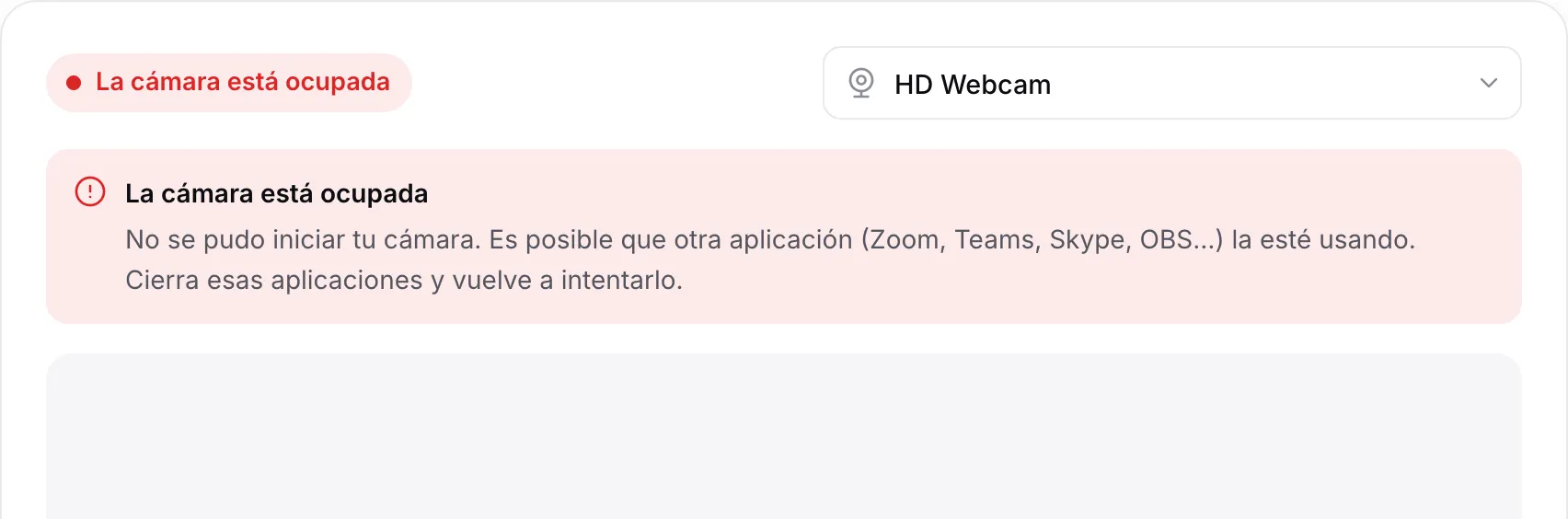 La prueba de webcam mostrando el mensaje rojo “La cámara está ocupada”