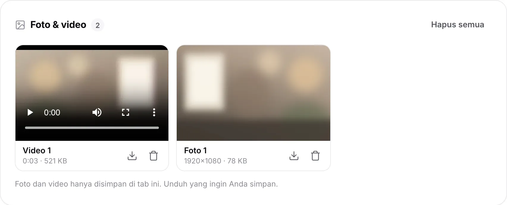 Sebuah video singkat dan foto di daftar Foto & video, masing-masing dengan tombol unduh dan hapus
