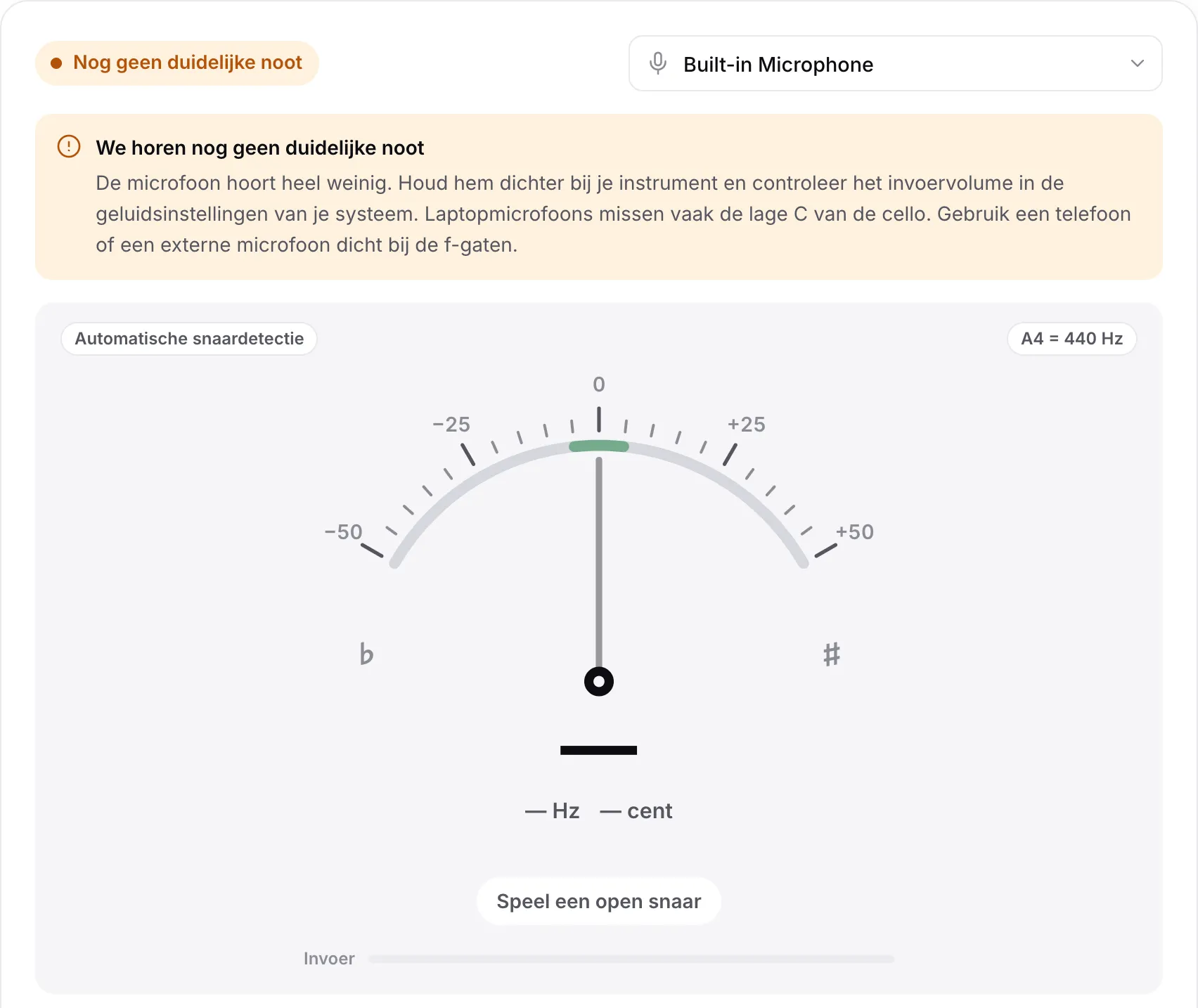 De tuner met de melding “We horen nog geen duidelijke noot”, een lege balk Invoer en een tip over laptopmicrofoons en de lage C