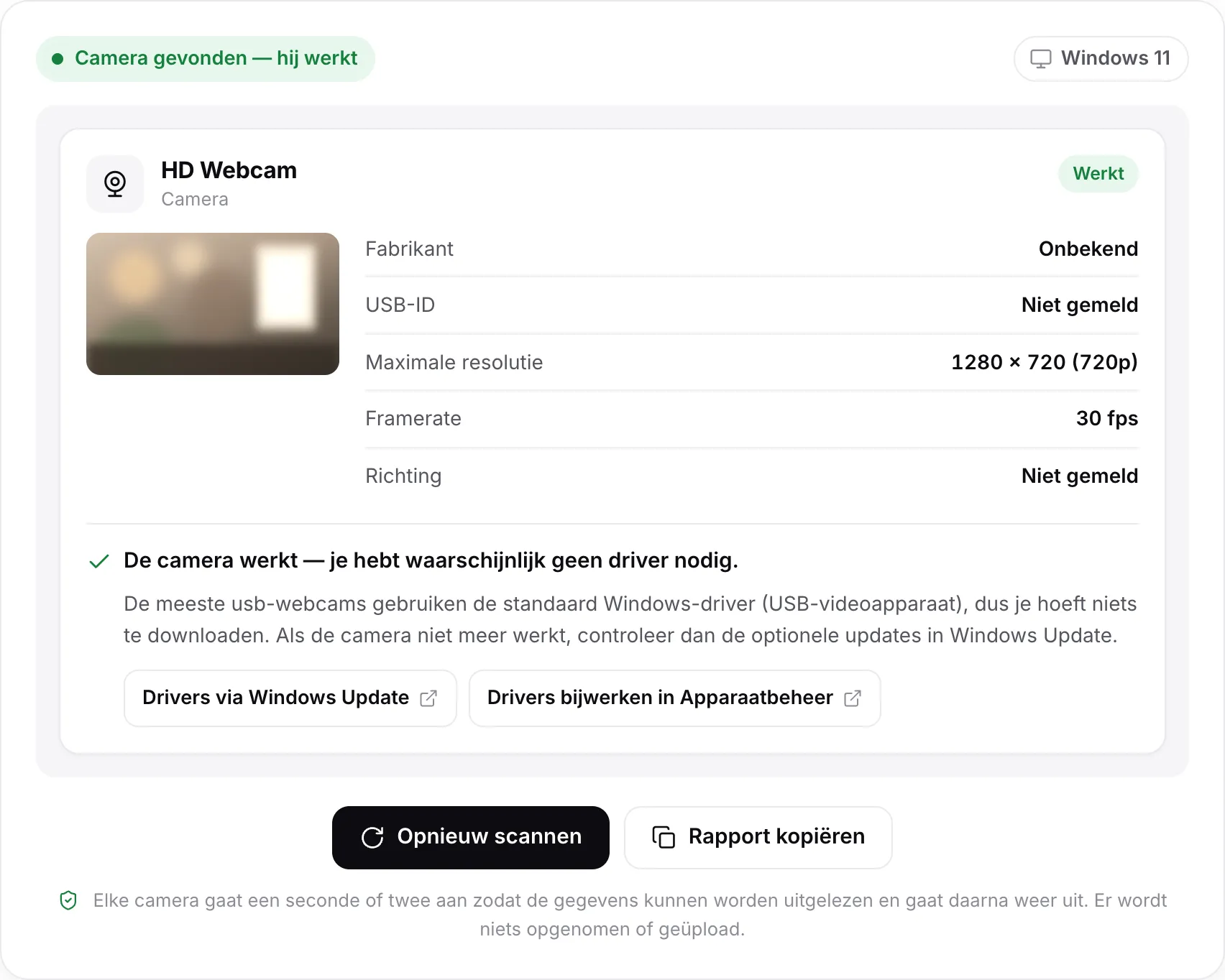 Een scanresultaat voor HD Webcam: de status “Camera gevonden — hij werkt”, een stilstaand beeld, 1280 × 720 (720p) op 30 fps en het oordeel “De camera werkt — je hebt waarschijnlijk geen driver nodig”, met links naar Windows Update en hulp voor Apparaatbeheer